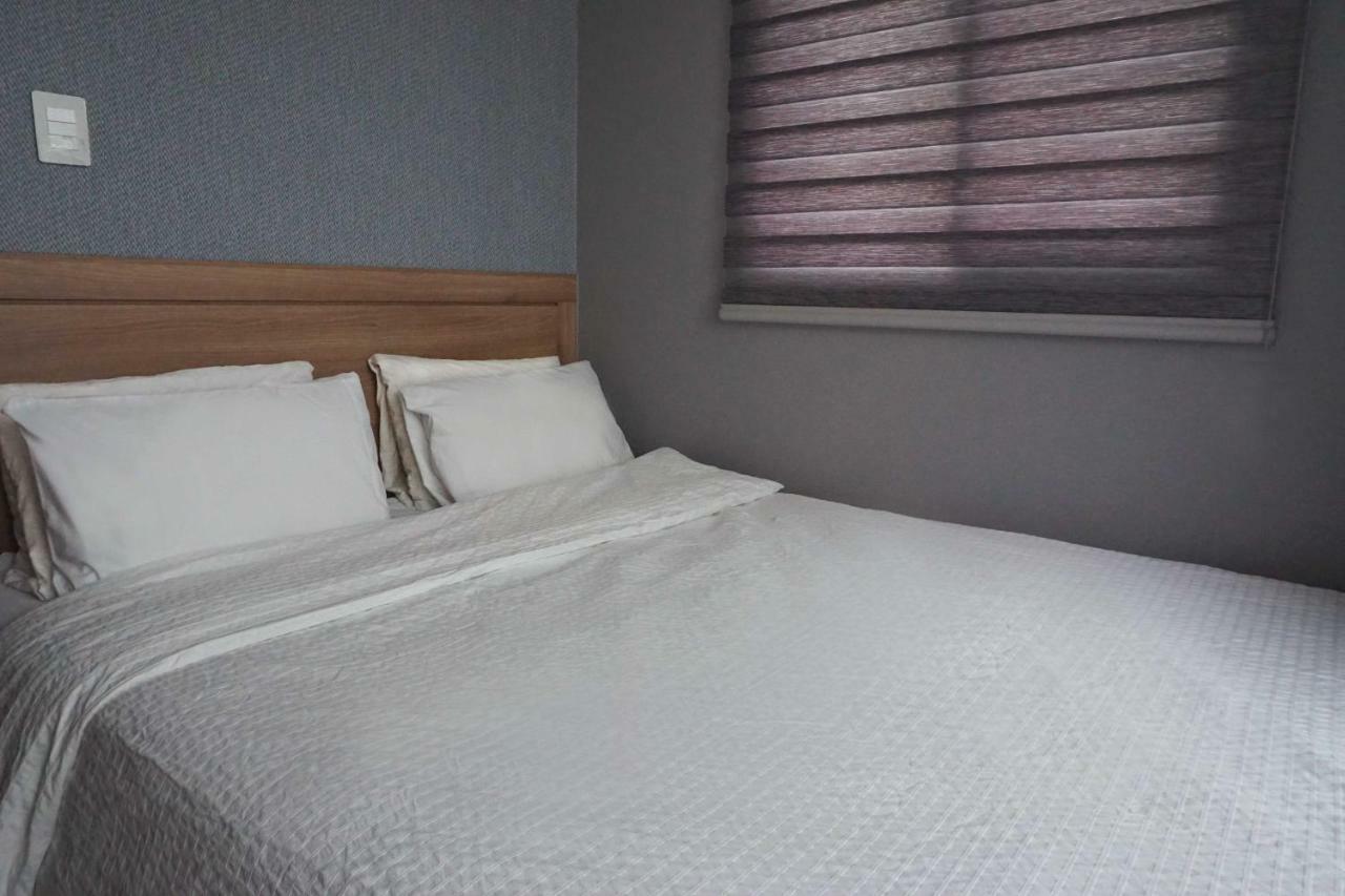 J-Honor Guesthouse Seoul Exterior photo