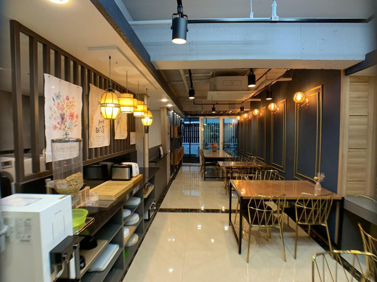 J-Honor Guesthouse Seoul Exterior photo
