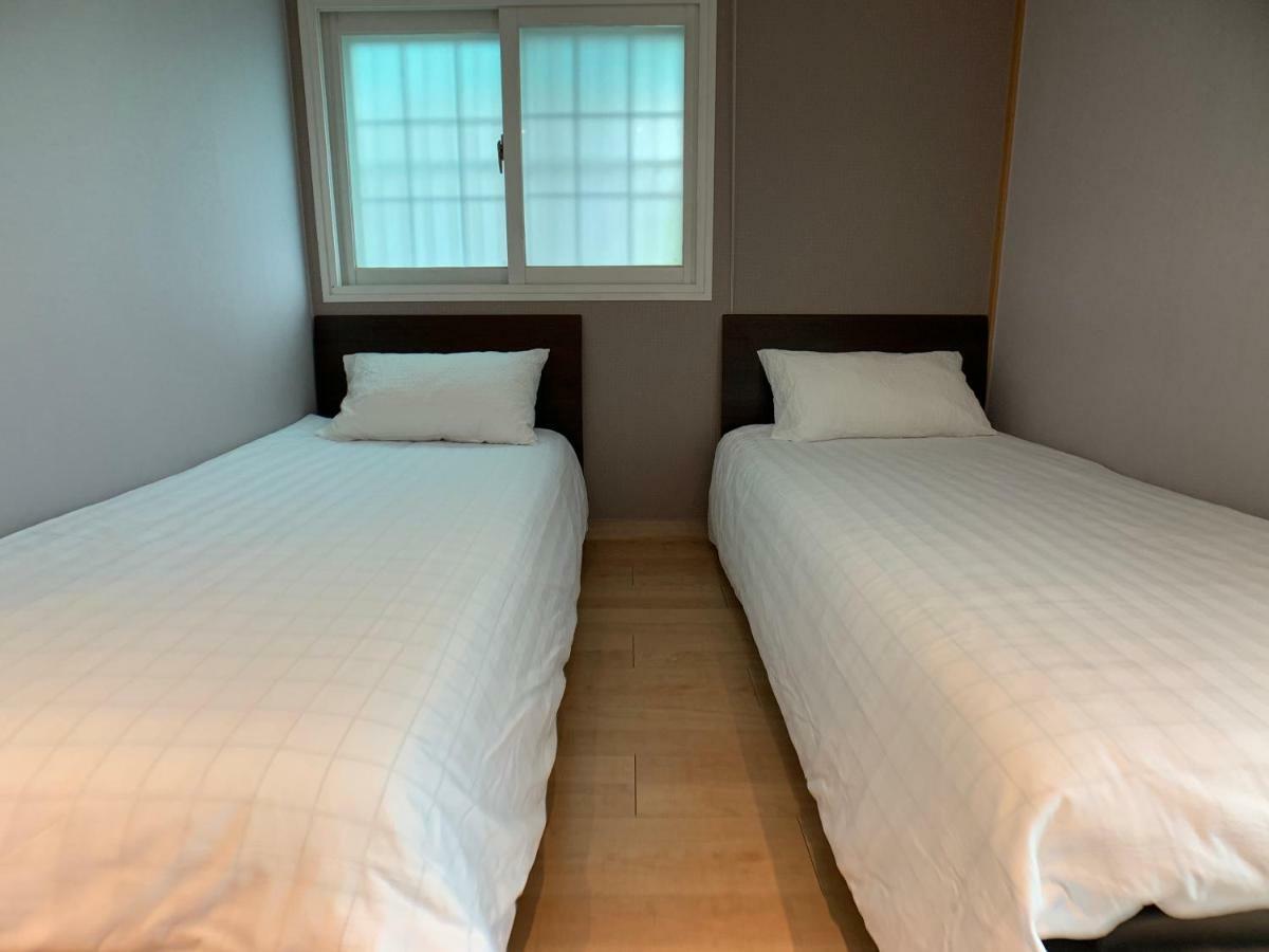J-Honor Guesthouse Seoul Exterior photo